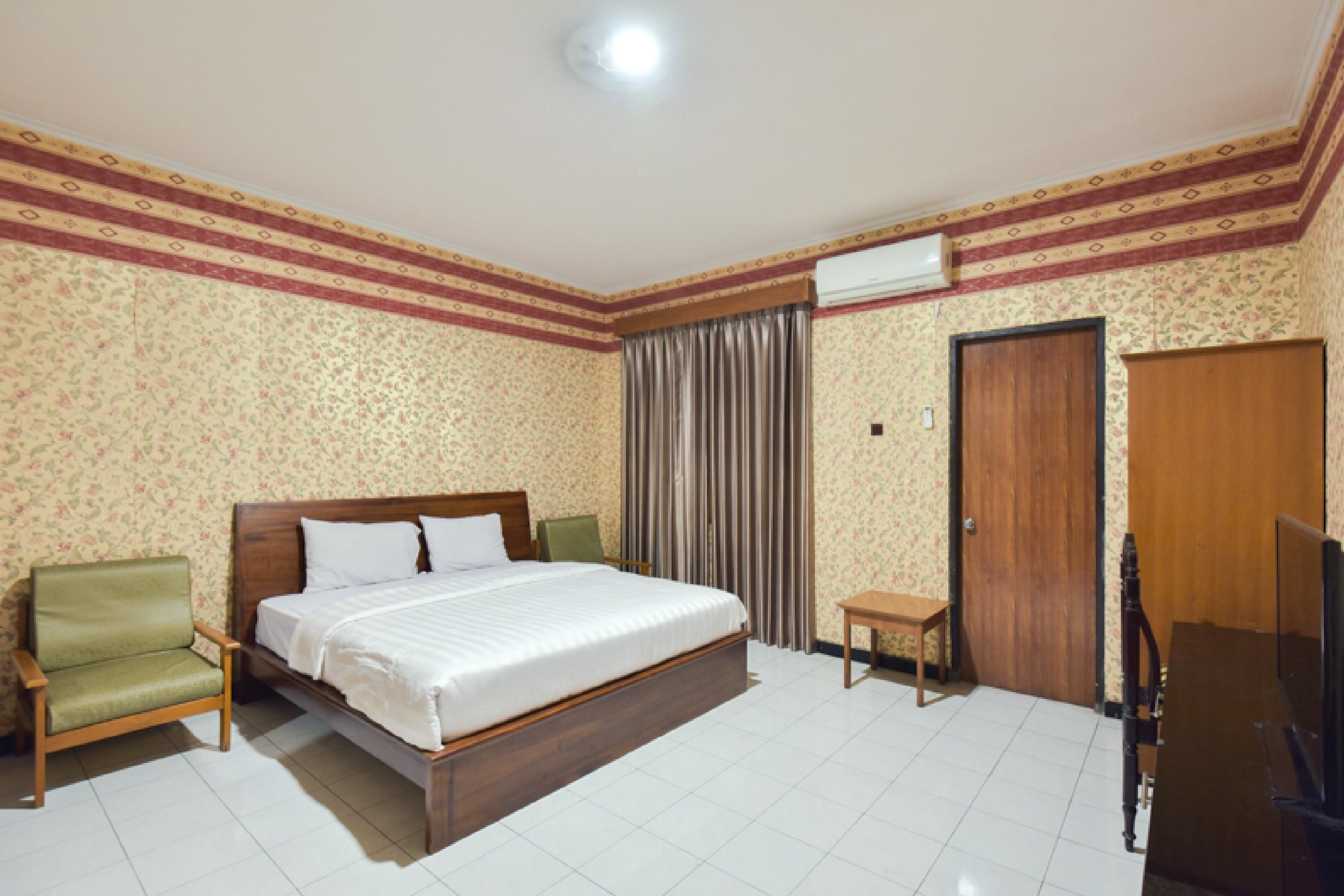 Sekar Ayu Hotel Malioboro Mitra Reddoorz Yogyakarta Exterior photo